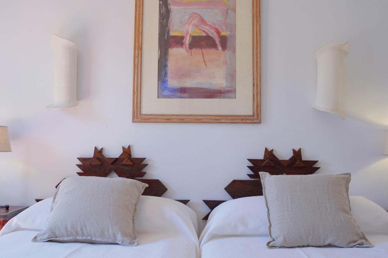 Hotel Madreselva - Grupo Califa ลอสกาญอสเดเมกา ภายนอก รูปภาพ