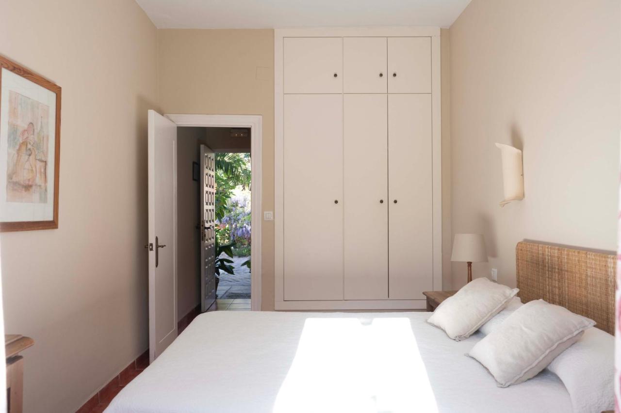 Hotel Madreselva - Grupo Califa ลอสกาญอสเดเมกา ภายนอก รูปภาพ